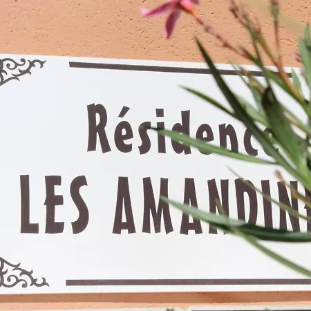 Avec Piscine & Parking - - Fr-1-229-56 *